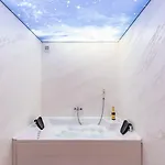 Wellness & Red Paradise *