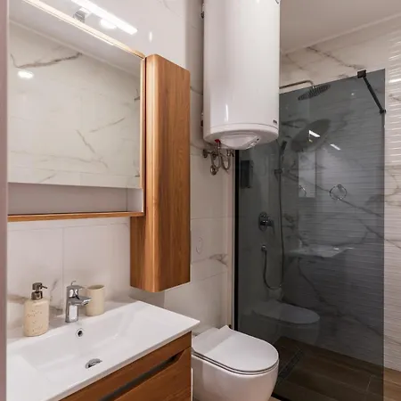 Wellness & Red Paradise * Donje Mladice