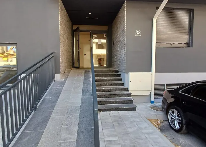 Wellness & Red Paradise *